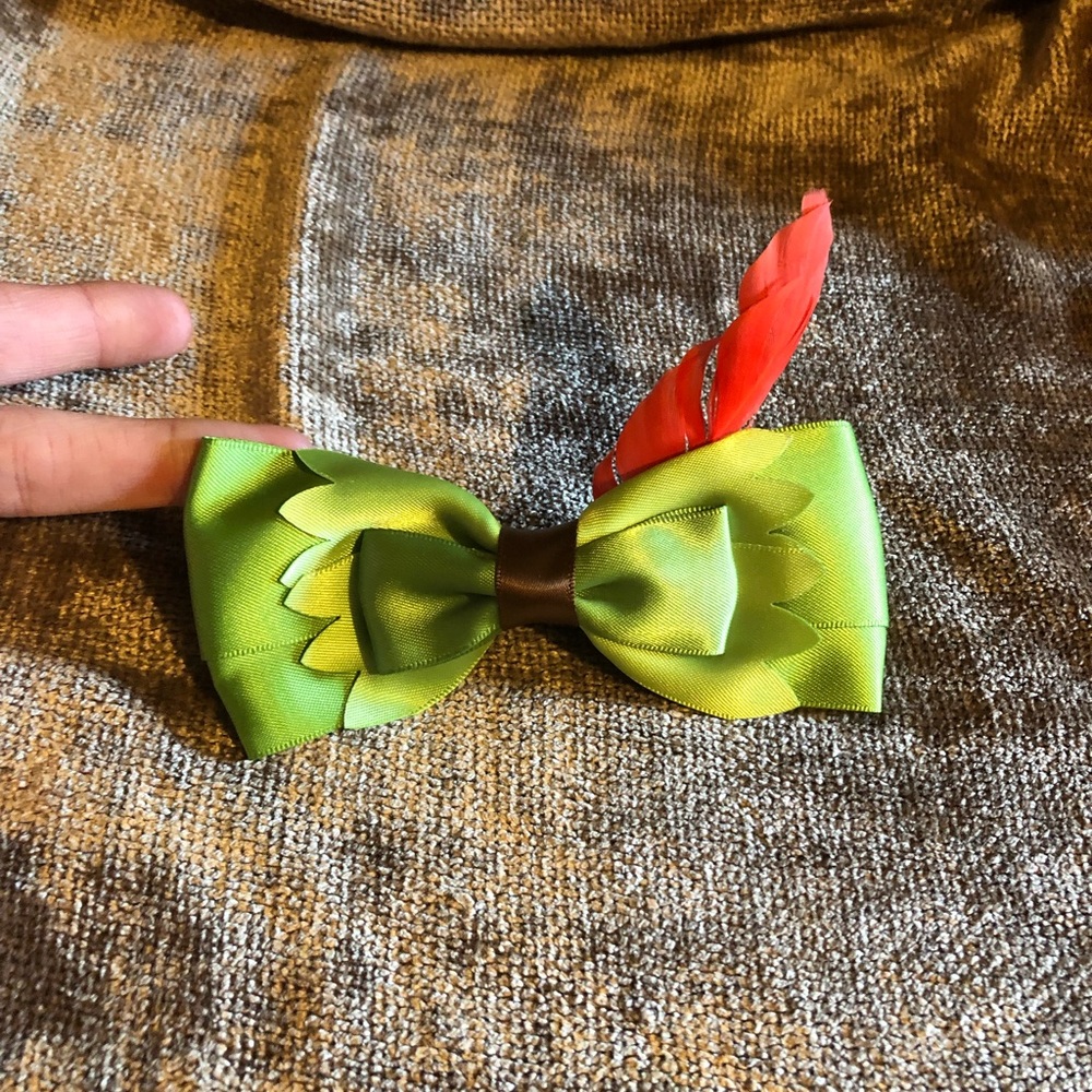 Hottopic Peter Pan Hair Bow